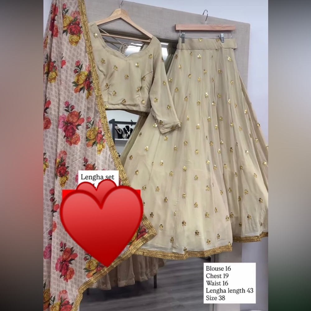 Elegant Cream lehengas with Floral Accents brand new perfect Indian party event